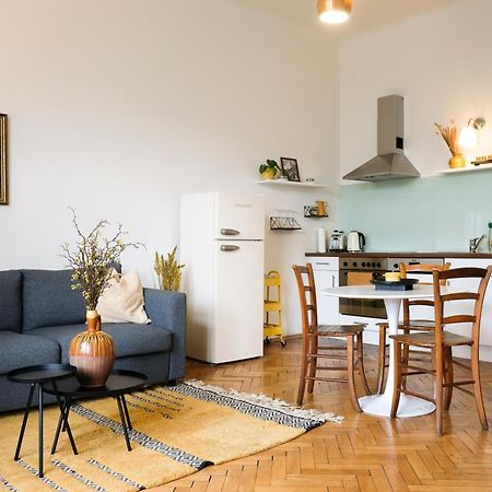 Stilvolles Apartment Im Zentrum - Free Parking غراتس المظهر الخارجي الصورة